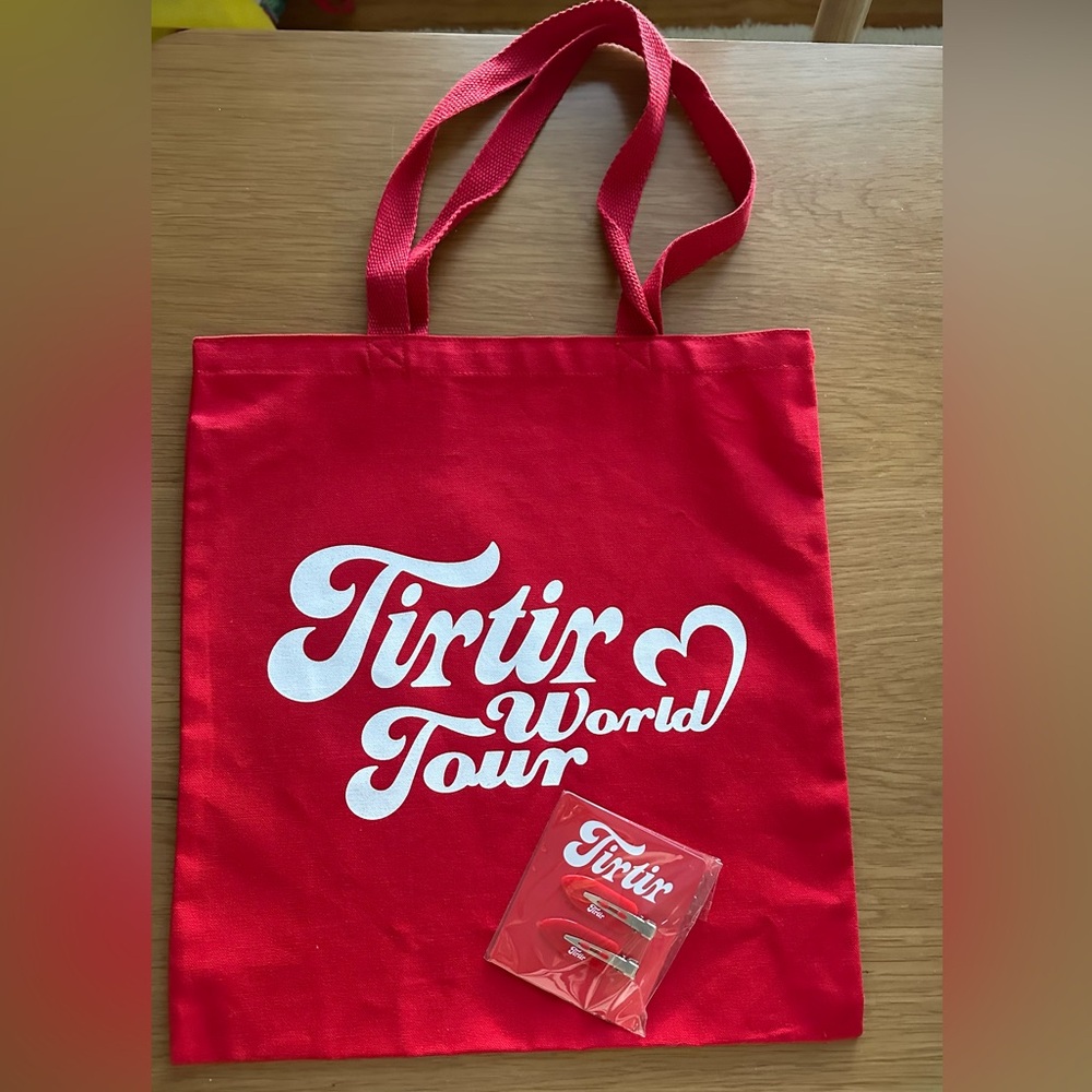 TirTir Red Tote Bag & Hair Clips